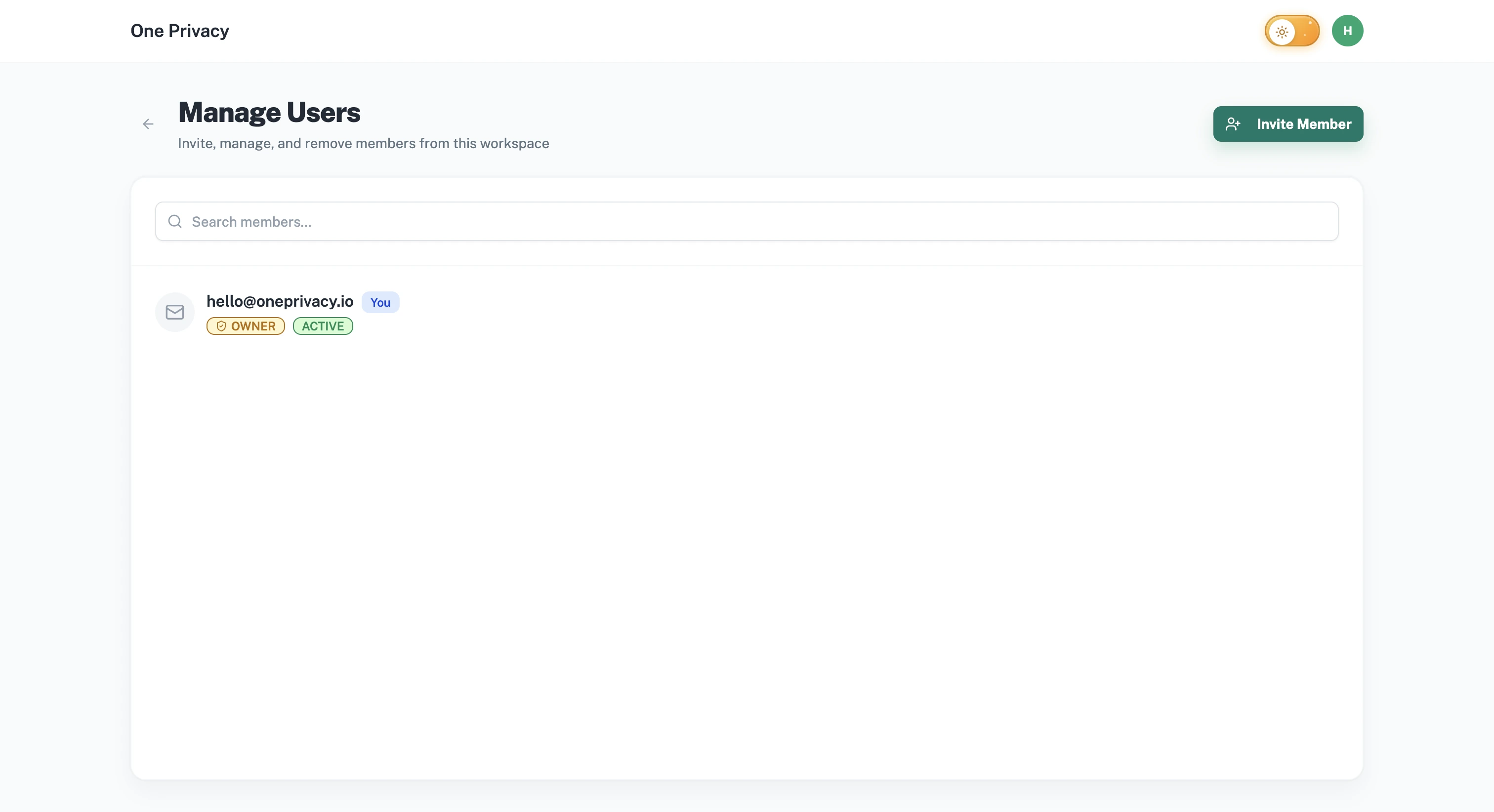 The Manage Users page with the list of members and the Invite Member button.